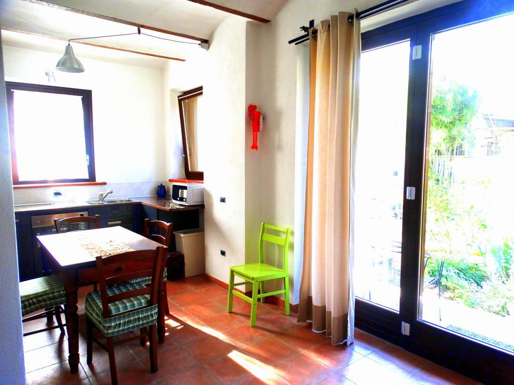 Agriturismo Casa De Colores Moretta Kültér fotó