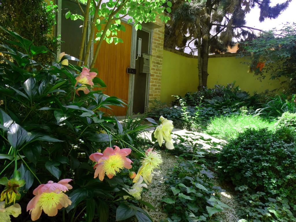 Agriturismo Casa De Colores Moretta Kültér fotó