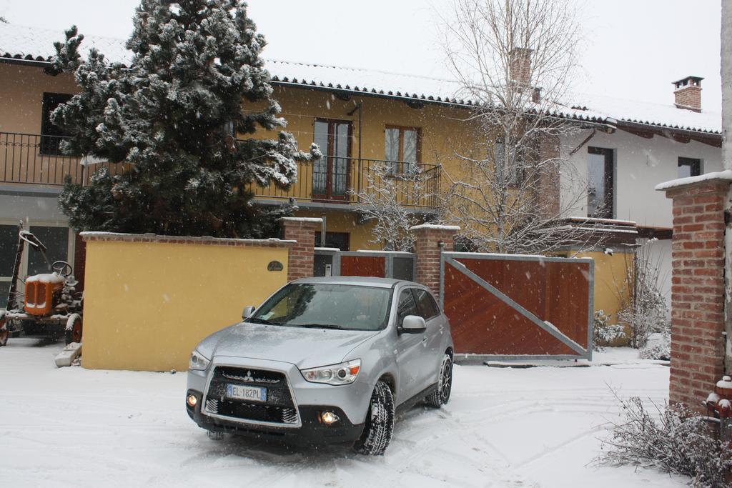 Agriturismo Casa De Colores Moretta Kültér fotó