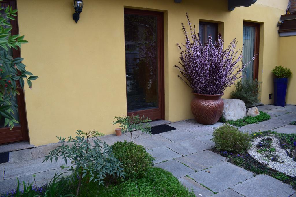 Agriturismo Casa De Colores Moretta Kültér fotó